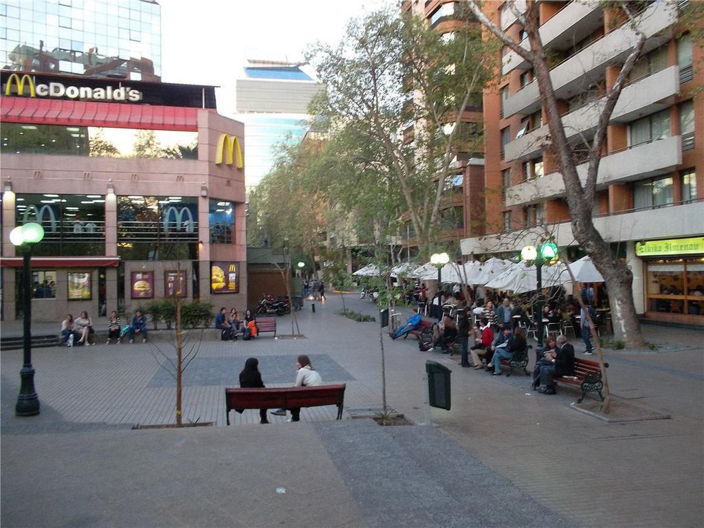 Providencia Suite Diego De Velasquez Сантьяго Екстер'єр фото